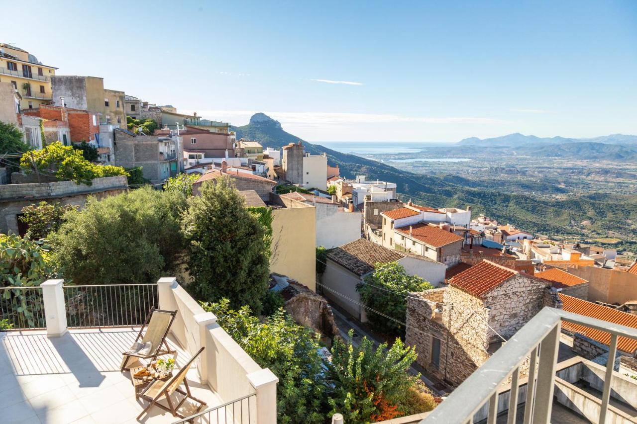 Monte Forru Apartman Baunei Kültér fotó