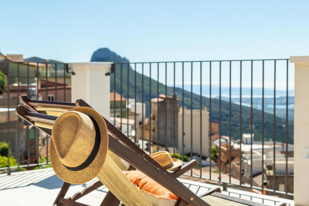 Monte Forru Apartman Baunei Kültér fotó